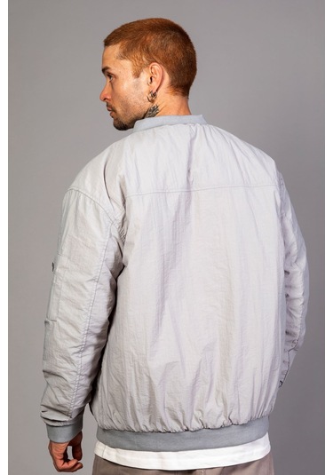 Gri Regular Fit /krinkıl Kumaş İçi Kapitone Pilot Erkek Ceket... Gri