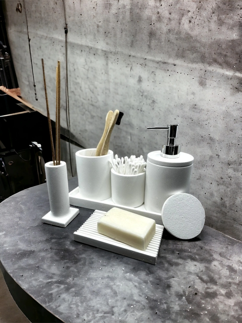 Kırık Beyaz Beton Banyo Set, Sıvı Ve Katı Sabunluk,diş Fırçalık,mumluk,pamukluk,tepsi Beyaz