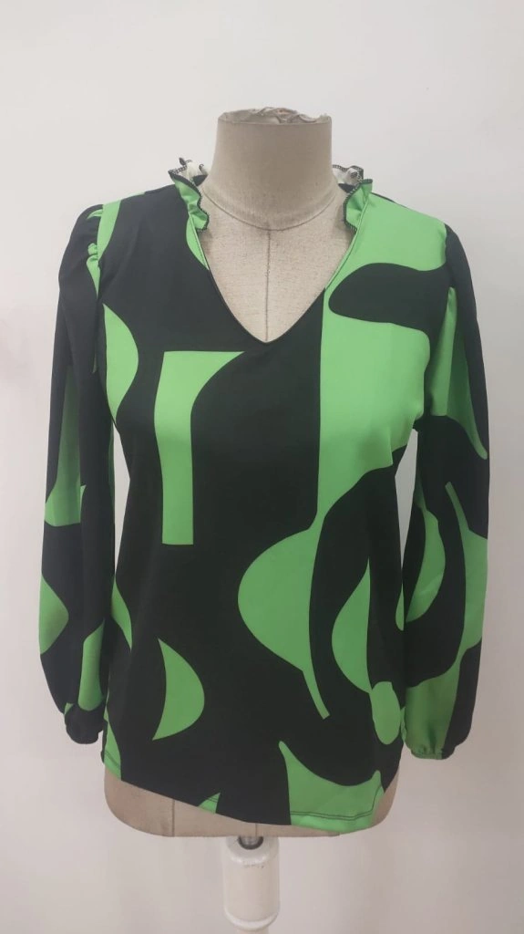 Nova Bazaar Kadın Uzun Kollu V Yakalı Desenli Modal Bluz Yeşil