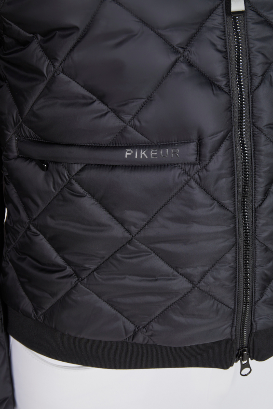 Pikeur Selection 1049 Lüks Hybrid Kapitone Kadın Spor Ceket Siyah