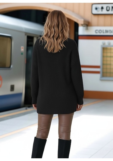 Kadın Fermuarlı Uzun Kol Cepli Spor Şık Tesettüre Uygun Büyük Beden Tunik Boy Ceket Siyah