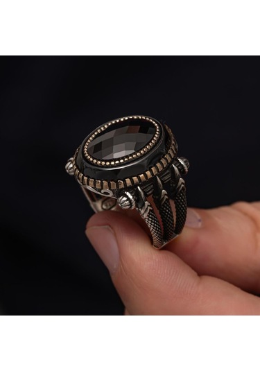 Siyah Taşlı Pençe Motifli 925 Gümüş Erkek Yüzük