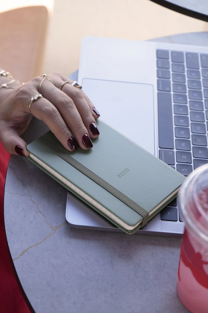 Classic 2026 Haftalık Ajanda A6 9x14 Cm Sert Kapak. Olive