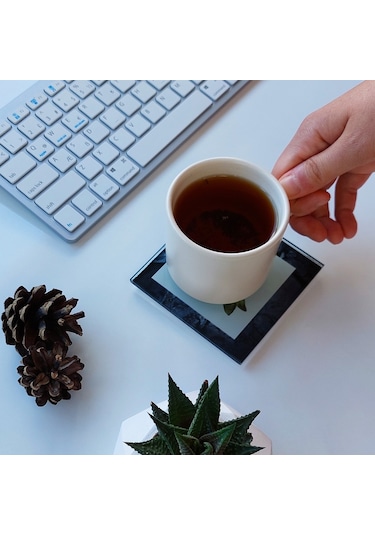 Decorita Cam Bardak Altlığı C Harfli Tasarım 4'lü Takım 10 x 10 CM Çok Renkli