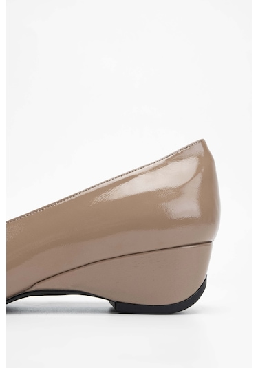 Tamer Tanca Kadın Hakiki Deri Vizon Rugan Klasik Ayakkabı 33 7396 Bn Ayk Sk23/24 Vızon Krsk Rgn Vizon