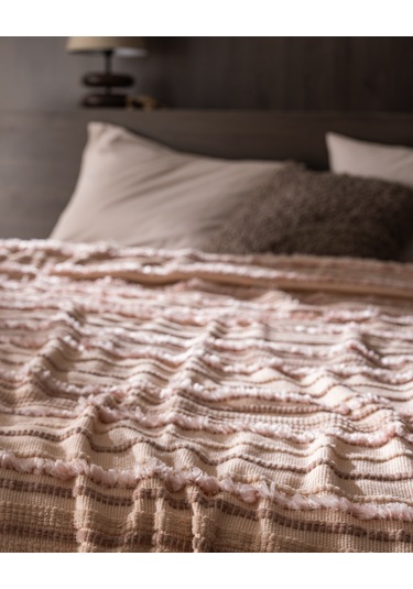 Madame Coco Montjalin Çift Kişilik Yatak Örtüsü - Pudra 8684427179758 Pudra