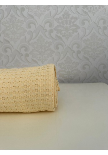 Premium %100 Pamuk Çift Kişilik Yazlık Pike, Yatak Örtüsü,terletmez Kumaş Güneşsarı Renk 240x200cm Sari