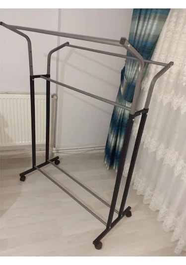 Teknor V Ayarlı Paslanmaz Metal Konfeksiyon Elbise Askılık Tekerlekli Portatif Askılık Siyah