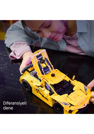 LEGO® Technic Chevrolet Corvette Stingray 42205 - 9 Yaş ve Üzeri Çocuklar için Spor Araba İçeren Oyuncak Yapım Seti (732 Parça)