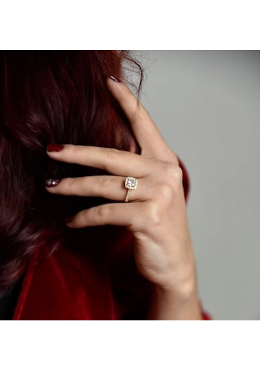 Baget Sarı Altın Tektaş Yüzük 0.80 Karat 399604245