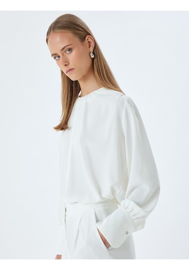 Koton Uzun Kollu Bluz Manşetli Yuvarlak Drapeli Yaka Krep Kumaş Kırık Beyaz 5wak60087uw Ekru Koton Uzun Kollu Bluz Manşetli Yuvarlak Drapeli Yaka Krep Kumaş Kırık Beyaz 5wak60087uw Ekru