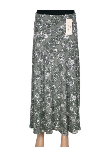 Barem Kadın Arzu Korsajlı 6 Parçalı Açıklı Koyulu Çiçekler Haki Etek Haki