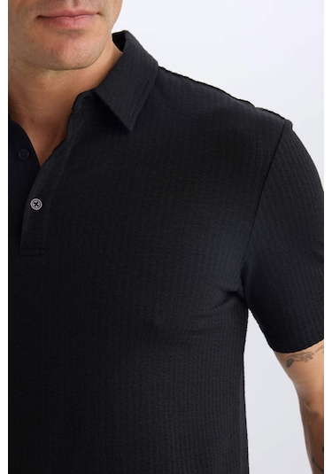 DeFacto Slim Fit Dar Kesim Polo Yaka Pamuklu Kısa Kollu Siyah Tişört X2594AZ25SPBK81