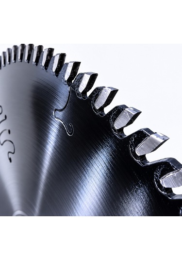 Finish Trp Dişli Hassas Kesim Testeresi 250x3,2x30 Diş 80 Black Series