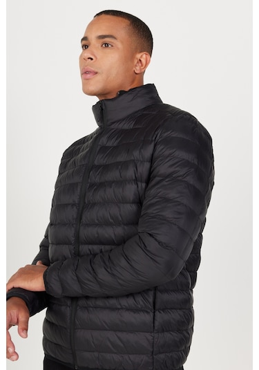 Erkek Sıyah Standart Fit Normal Kesim Dik Yaka Mont Siyah