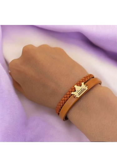 Archin Özge İsmine Özel Kahverengi Derili Taç Motifli 14 Ayar Altın Plakalı Hediye Bileklik-467isim Özge