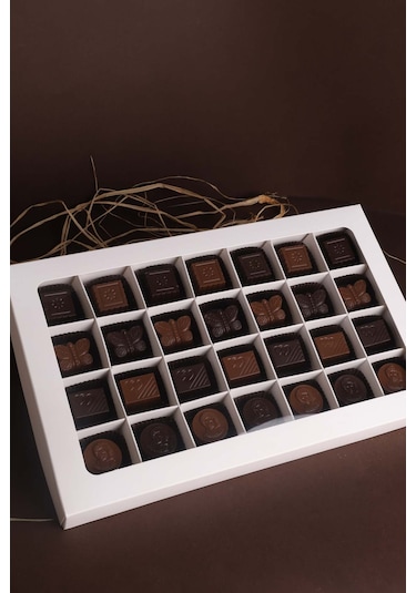 Moon Chocolat Special Handmade Dolgulu Çikolatae 28'li