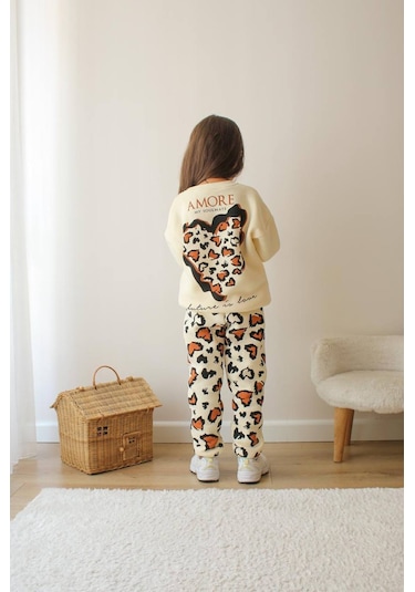 Kız Çocuk Siyah 3 İplik Şardonlu Takım Yıldız Desenli Sweatshirt & Rahat Eşofman Altı Ekru