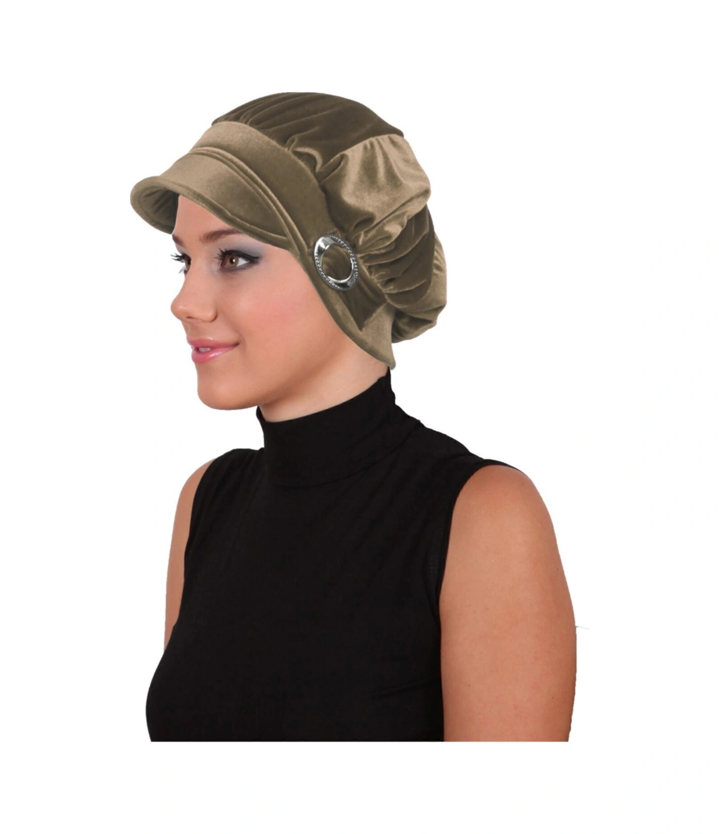 Kadife Şapka Toka Detaylı Bej Hazır Türban Tesettür Bone Bej