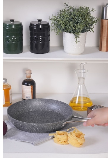 Karaca  Biogranit Salvador Tava 26 Cm Gri