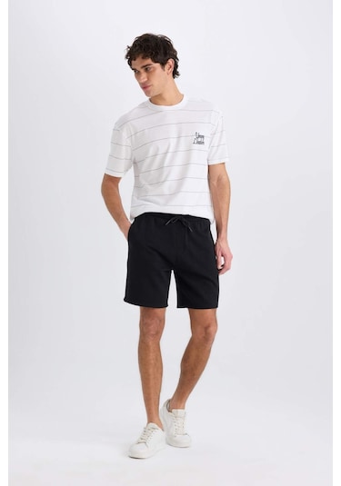 Defacto Regular Fit Düz Paça Beli Bağcıklı Cepli Basic Düz Şort B8672AX24SM Siyah