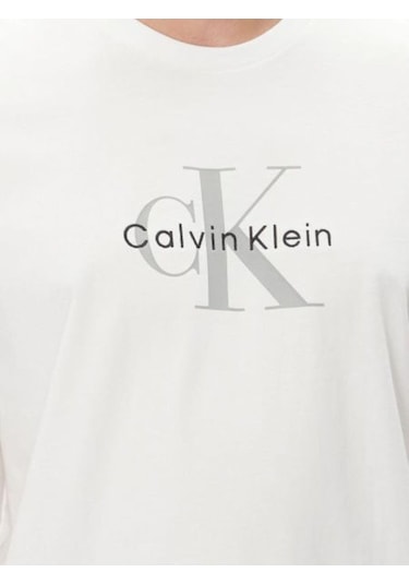 Calvin Klein Ss Hero Monologo Tee 20s-8555 Brilliant White Calvin Klein Ss Hero Monologo Tee 20s-8555 Brilliant White