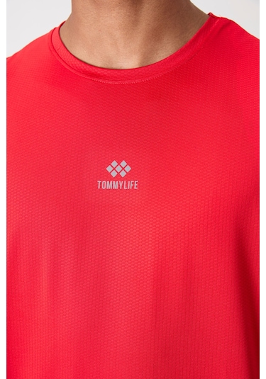 Tommy Life Kırmızı Polyester Nefes Alan Dokulu İnce Esnek Standart Fit Erkek Performans T-shirt - 88387 Kirmizi