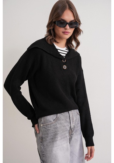 6900 Kadın Düğmeli Devrik Yaka Triko Kazak Siyah Siyah