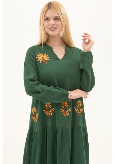 Şile Bezi Yeşil Uzun Kol Nakışlı Uzun Yazlık Elbise
