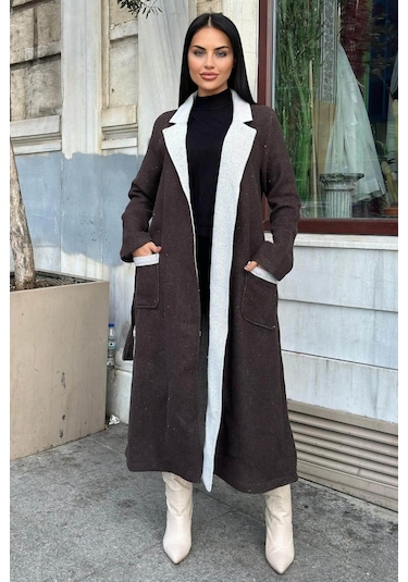 Kahverengi Çift Taraflı Kruvaze Yaka, Kuşaklı, Yumoş Dokulu, Duble Kaşe Uzun Ceket Kahve Kahverengi Çift Taraflı Kruvaze Yaka, Kuşaklı, Yumoş Dokulu, Duble Kaşe Uzun Ceket Kahve