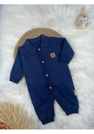 Gömlek Yaka Önden Düğmeli Arma Detaylı Erkek Bebek Tulum Lacivert