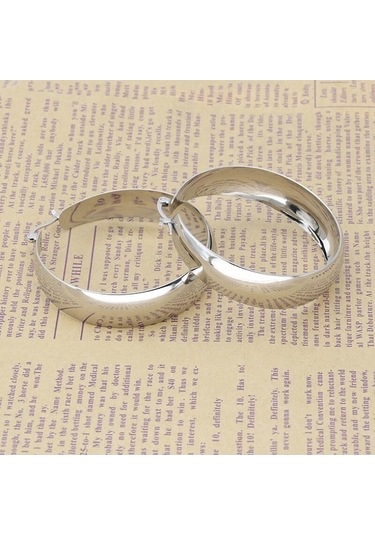 Novahub Beyaz Avrupa Ve Amerikan Moda Abartılı Titanyum Çelik Küpe Paslanmaz Çelik Geniş Kenar Büyük Kulak Hoop Trend Yuvarlak Küpe Beyaz Beyaz