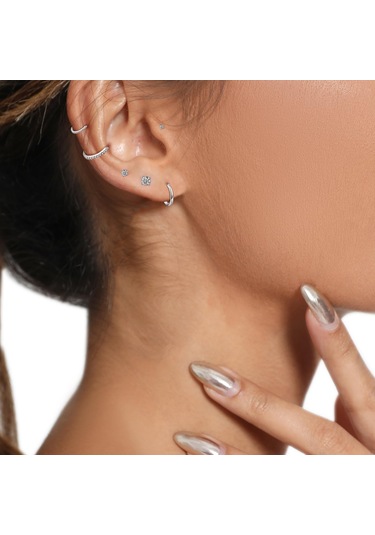 Yaleker 925 Gümüş Ve Tıbbi Çelikten Yapılmış Alerjiye Duyarsız Küçük Zirkonlu Küpe Seti - Çoklu Piercing İçin Uygun Günlük Kullanim Helix Tragus Konk Mühürleri Gümüş
