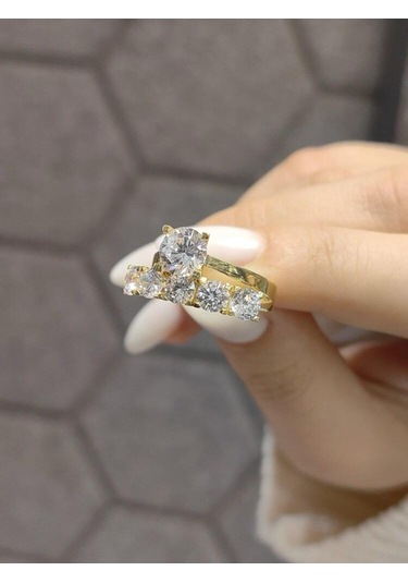 14 Ayar 5 Taş Model Twin Altın Yüzük 3,99 Gr