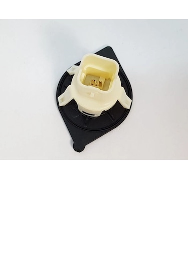 Renault Megane 2 Hatcback Bagaj Açma Butonu 8200110098 -