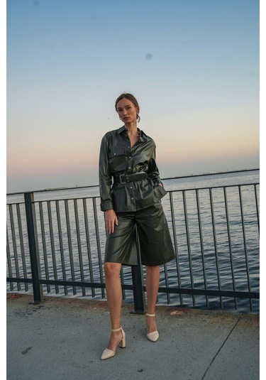 Kadın Suni Deri Bermuda Şort Frn61080 Yeşil