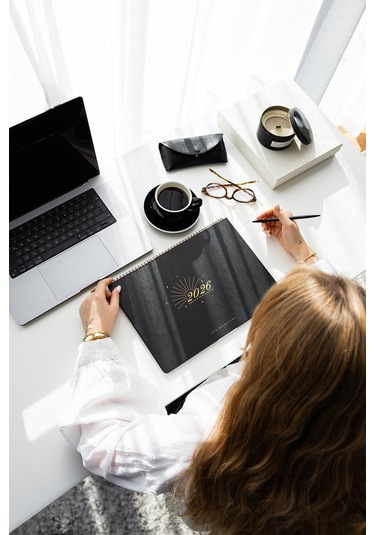 2026 Masaüstü Planlayıcı Takvim 24x34 Cm - Siyah