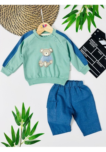 Algeria Bear Detaylı Omuzdan Çıtçıtlı Takım Yesil