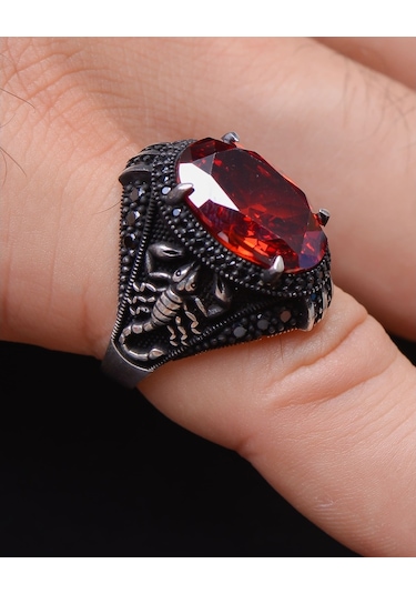 Gümüş Erkek Yüzük Kırmızı Zirkon Taşlı Akrep Figürlü