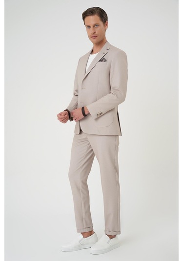 Comfort Fit Mono Yaka Çift Yırtmaç Torba Cep Kendinden Desenli Casual Bej Ceket C 705 Bej