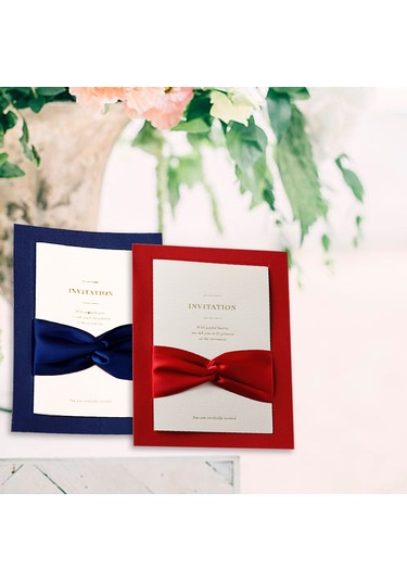 Shineyee 10 Adet Kırmızı Bow Kumaşlı Davetiye Seti - Zarf + Boş İç Kart + Kılıf + Askı, Düğün & Parti İçin Elegan Tasarım