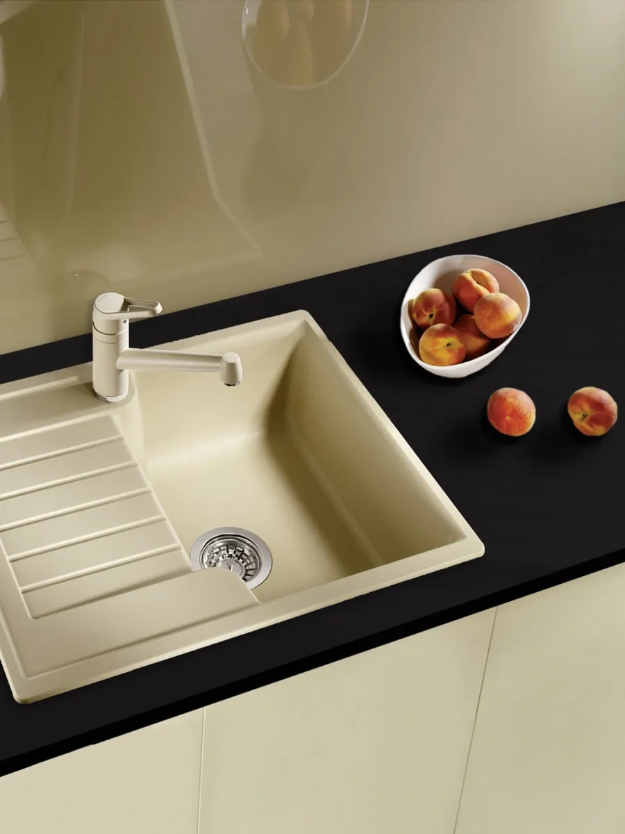 Stankoinstrument İ Osnastka Mobilya İçin Siyah Parlak Kendinden Yapışkanlı 8 Metre Film 292585097