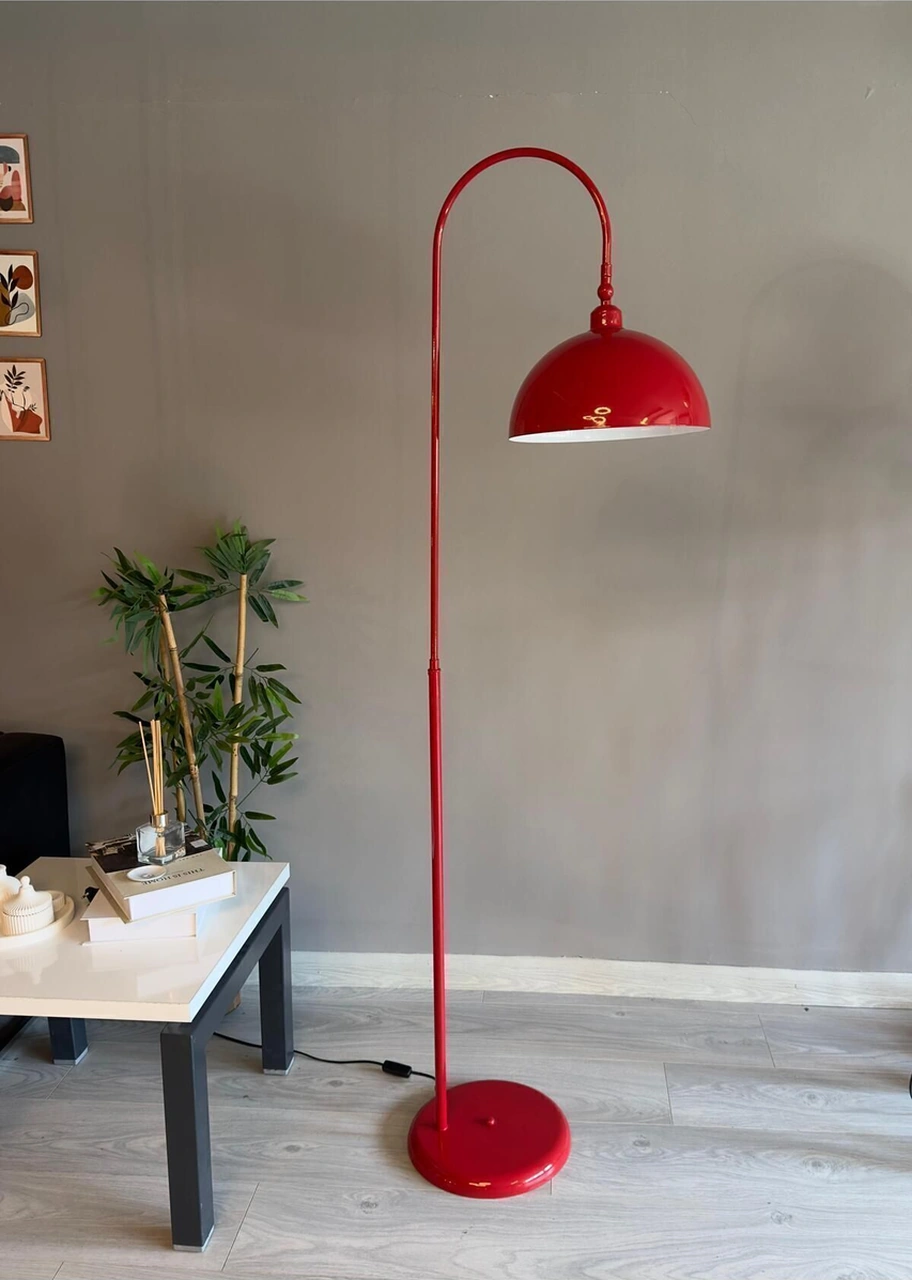Kırmızı Lambader Hareketli Başlık Modern Dekoratif Metal Oturma Odası Çalışma Odası Zemin Lambası Kırmızı