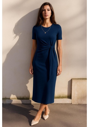 Kısa Kollu Fiyonk Bağlama Detaylı Modal Elbise Lacivert
