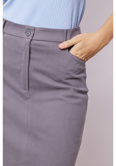 Kadın Cep Detaylı Diz Üstü Hafif Likralı Pamuklu Kumaş Kalem Etek-koyu Gri K.gri