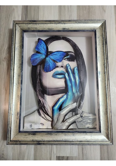 Mavi Kelebekli Kız 35 X 50 Rölyef Tablo