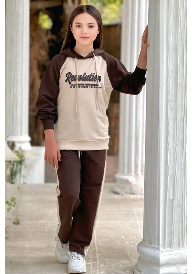Yazı Desenli Kapşonlu Kahverengi Renk Kız Çocuk Takım Kahverengi
