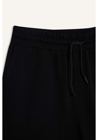 DeFacto Slim Fit Dar Kesim Cepli Pamuklu Basic Düz Bermuda Şort W1105AZ25SPBK81