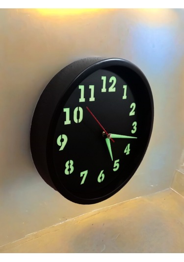 Fosforlu Gece Görünen Siyah Duvar Saati Çap 22 Cm Camsız K1 Siyah
