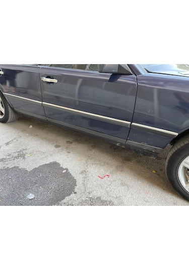 M. Benz E Klasse W124 Krom Yan Kapı Çıtası 8 Prç. 1984-1995 Arası